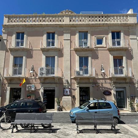 B&B Albergo Sicilia Avola Buitenkant foto